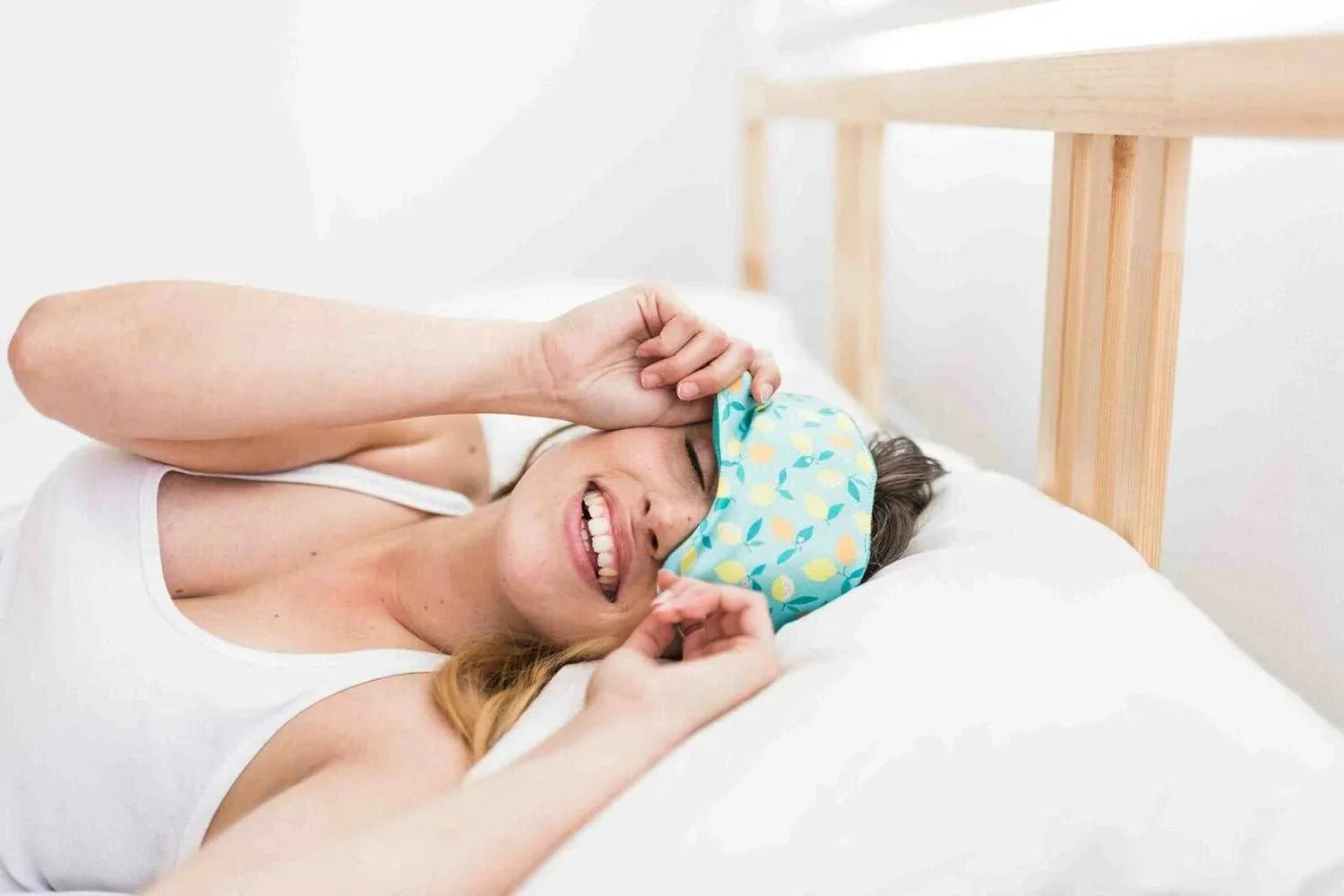 How A Chinstrap Can Help Stop Mouth Breathing And Improve Teeth Grinding - Certified Sleepers